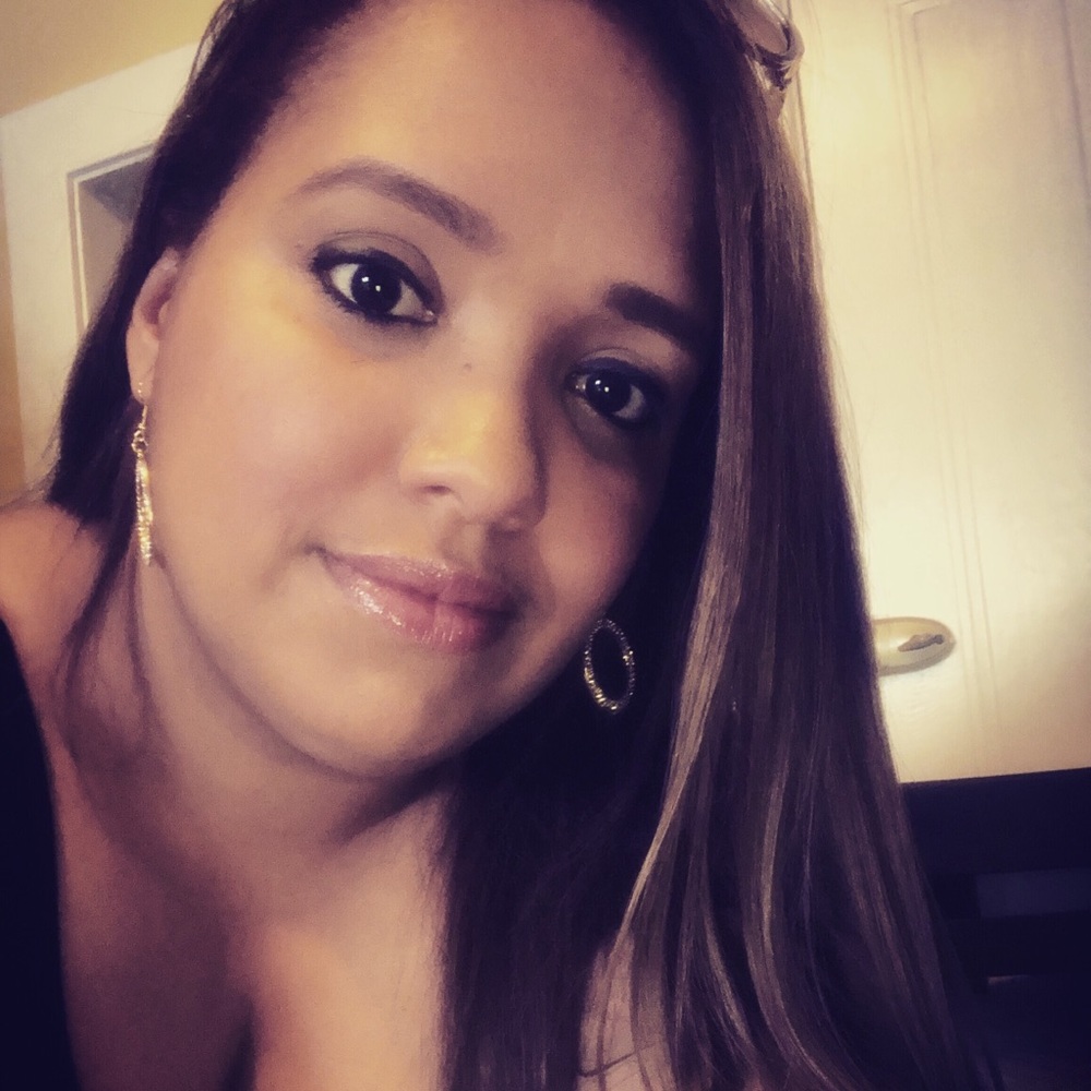Meet your Posher, Cindy